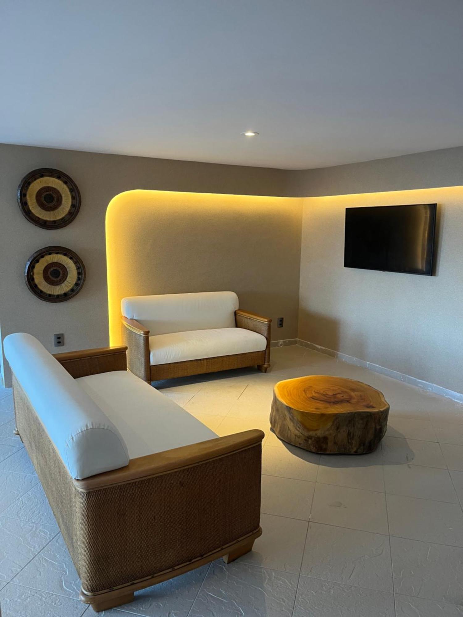 Muro Alto Suites - Marupiara ปอร์โต จิ กาลินญาส ภายนอก รูปภาพ